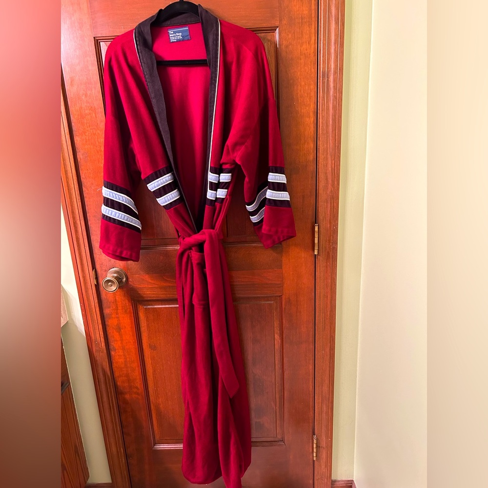 JC PENNEY VTG Mens Shop Full Length Belted Robe. No size tag.